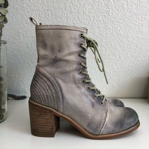Seychelles leather heeled boots US 6